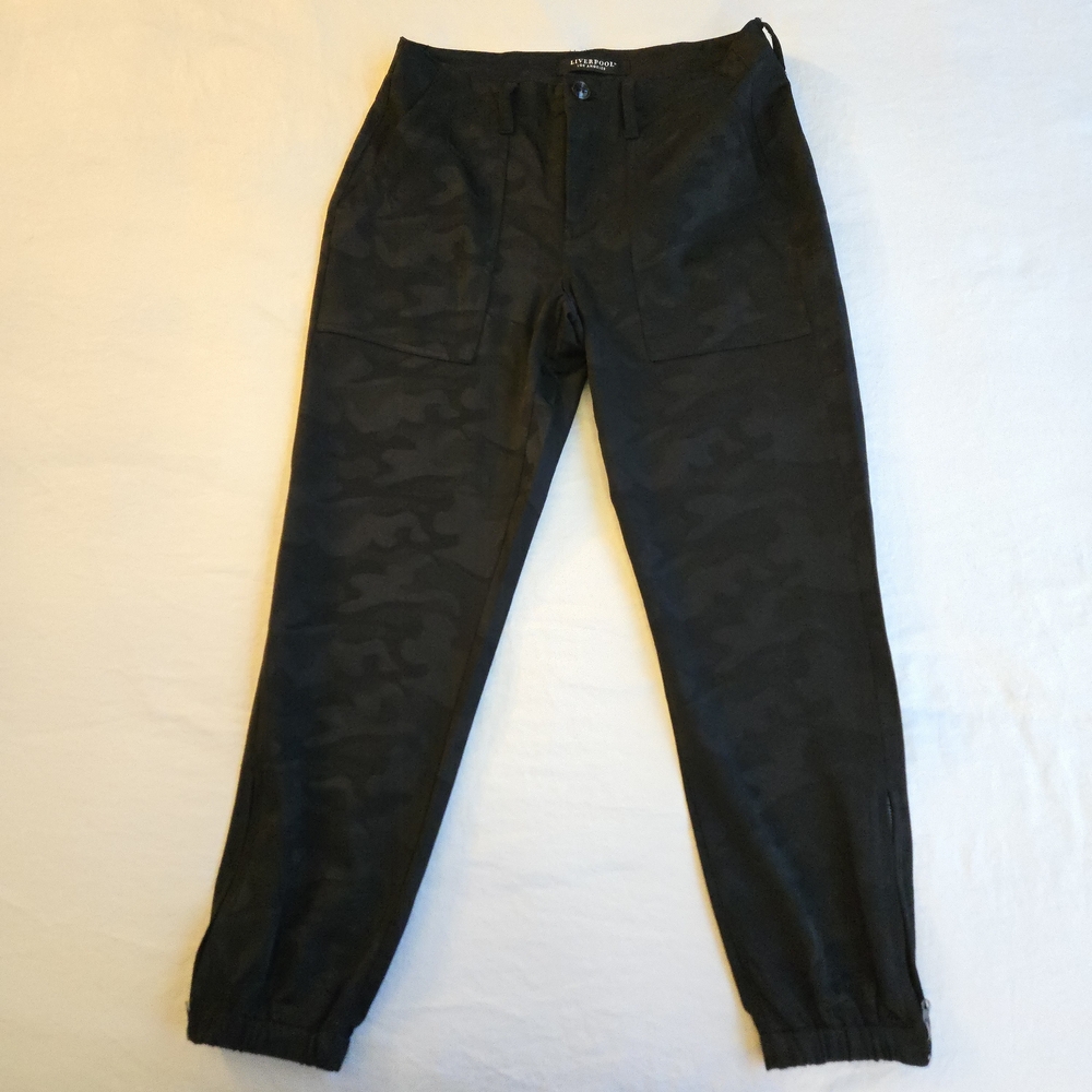 Liverpool Los Angeles Black Satiny Finish Camouflage Ankle Jogger Pants CW3 - Picture 2 of 13